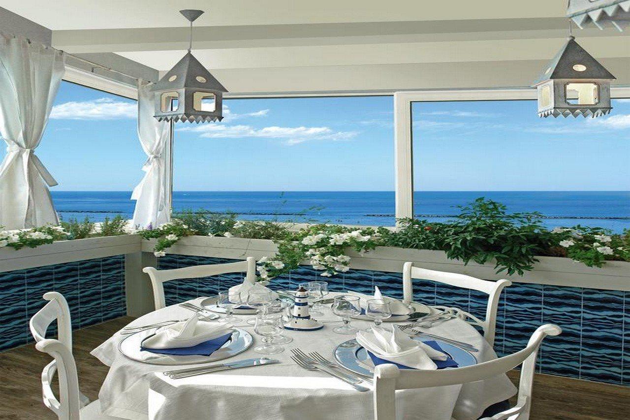Hotel Maremonti Gabicce Mare Exteriör bild