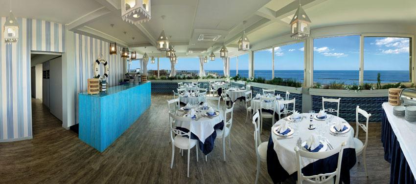 Hotel Maremonti Gabicce Mare Restaurang bild